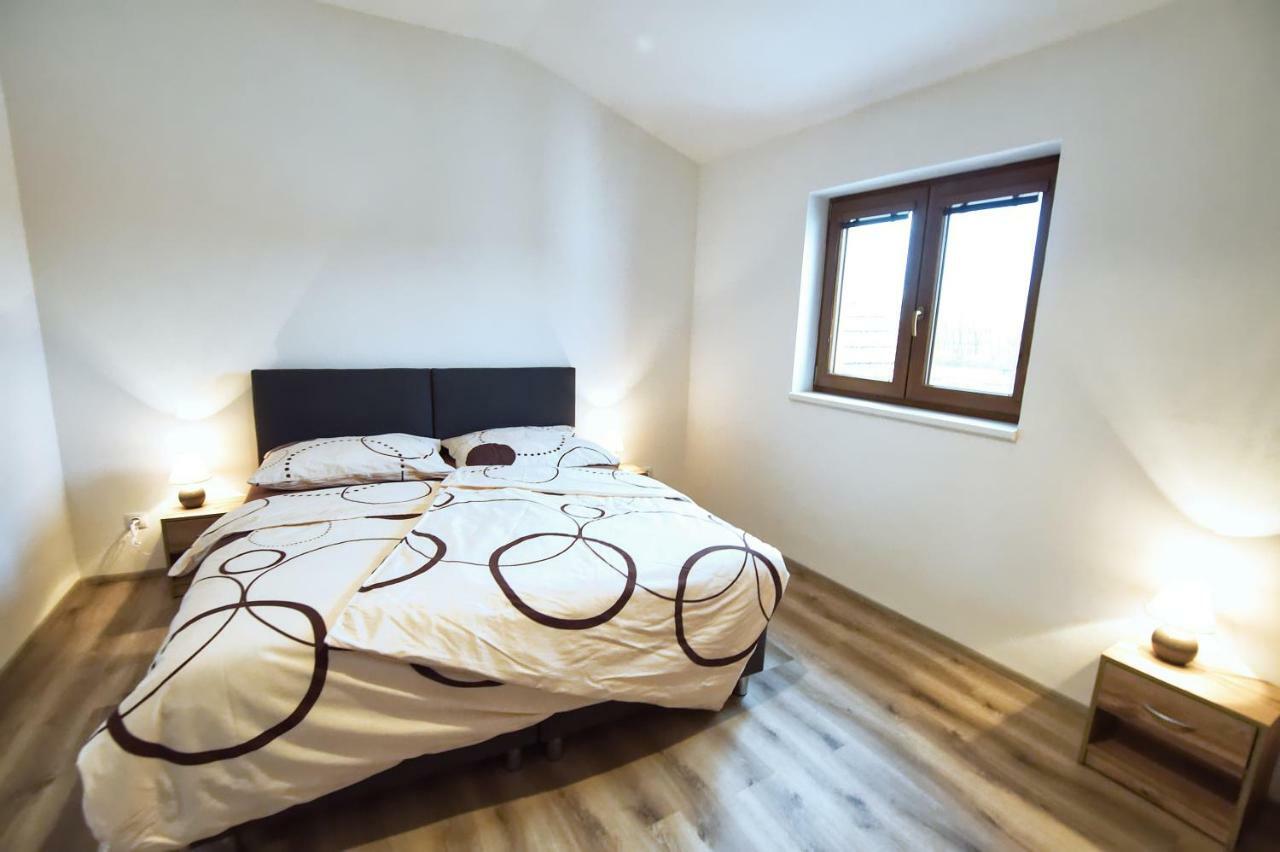 "U Capa" Krasny Apartman V Sedleci Sedlec  Luaran gambar