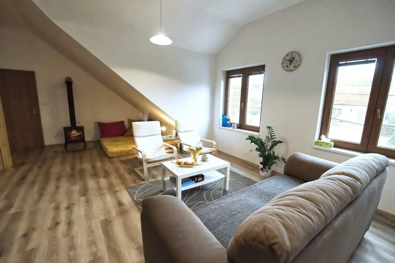 "U Capa" Krasny Apartman V Sedleci Sedlec  Luaran gambar