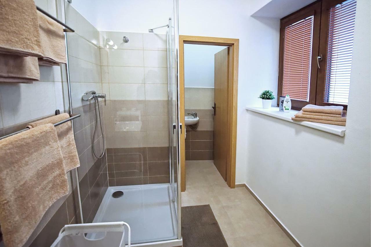 "U Capa" Krasny Apartman V Sedleci Sedlec  Luaran gambar